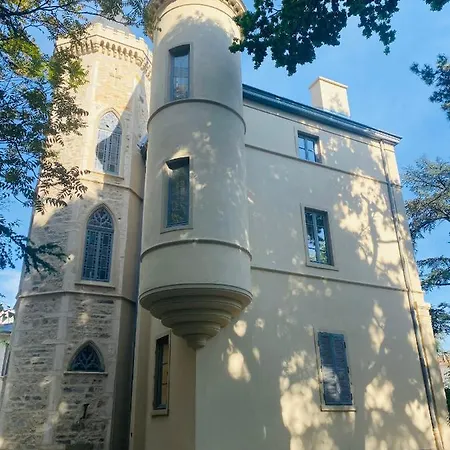 Chateau Grandclement Lyon Villeurbanne Niveau Rdc - Tresor Cache En Ville Avec Vue Piscine Et Parc Exterior photo