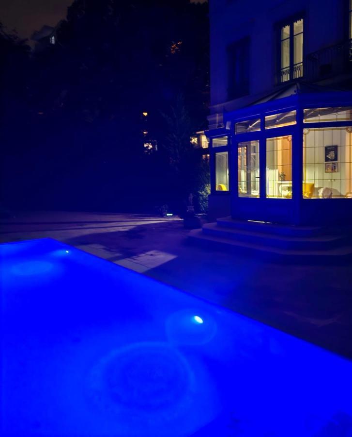 Chateau Grandclement Lyon Villeurbanne Niveau Rdc - Tresor Cache En Ville Avec Vue Piscine Et Parc * Villeurbanne