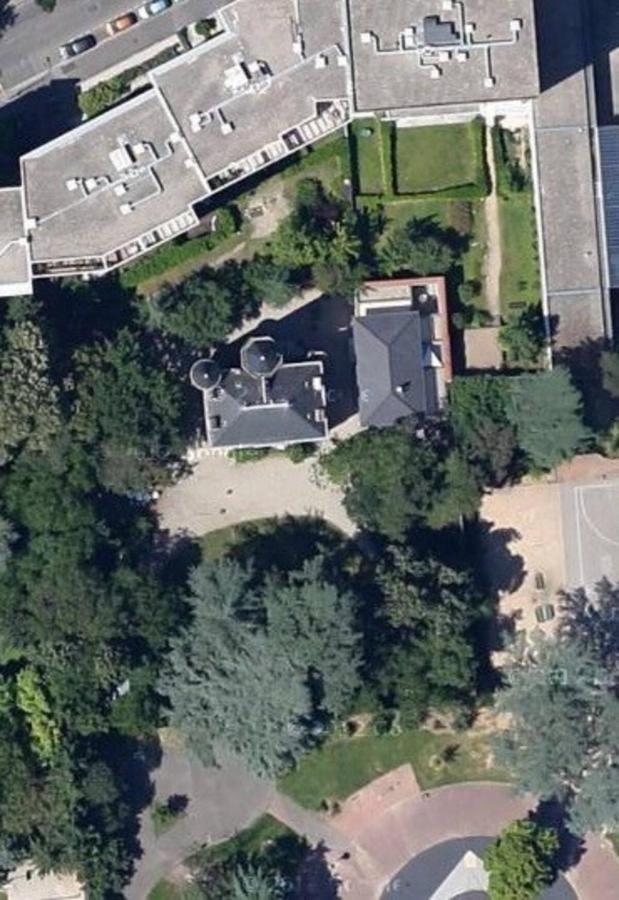 Chateau Grandclement Lyon Villeurbanne Niveau Rdc - Tresor Cache En Ville Avec Vue Piscine Et Parc Villeurbanne