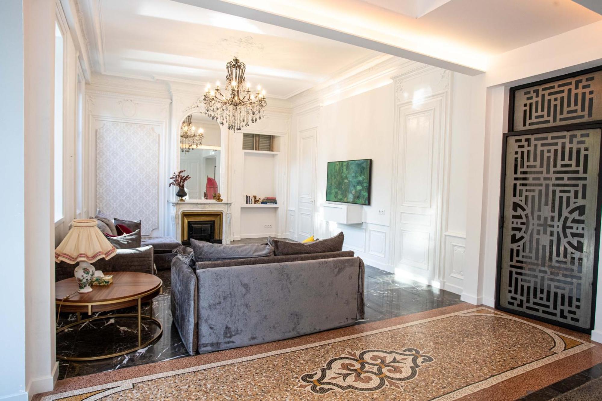 Chateau Grandclement Lyon Villeurbanne Niveau Rdc - Tresor Cache En Ville Avec Vue Piscine Et Parc Apartment *